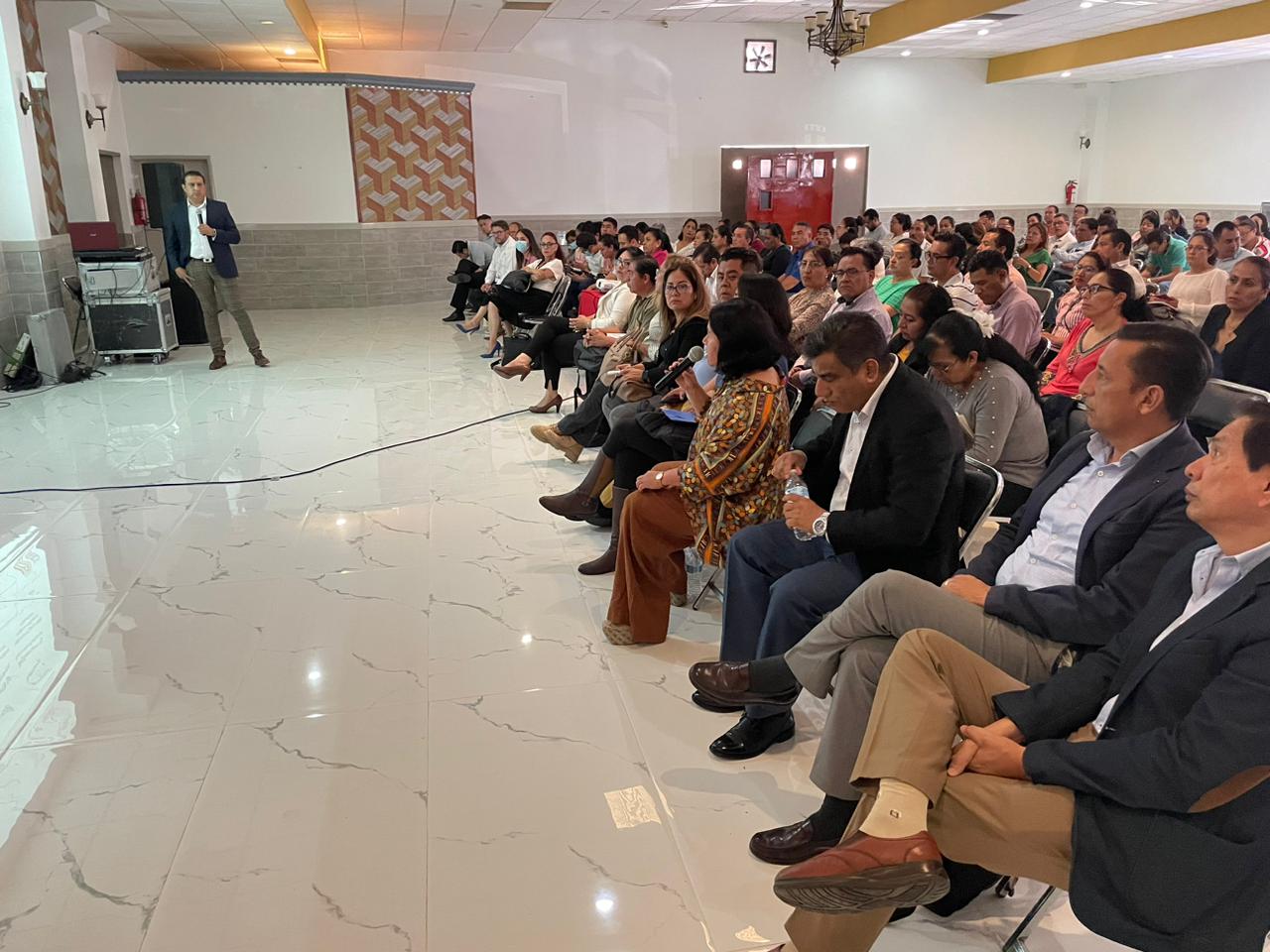 Capacitan a delegados, sub delegados y secretarios del SNTSA sobre prestaciones de  Fovissste